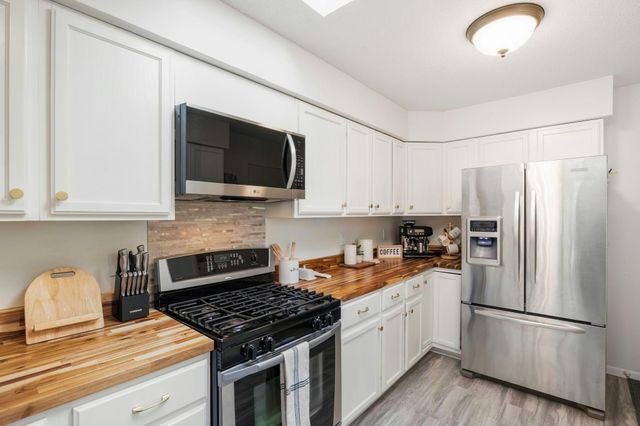 11966 235th Street E, Lakeville, MN 55044