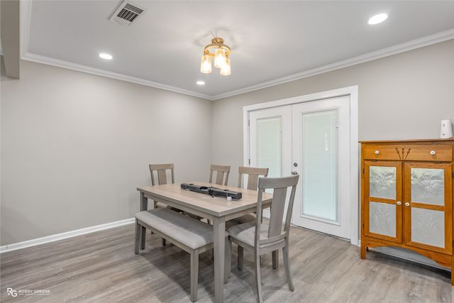 437 Caplis Sligo Road, Bossier City, LA 71112