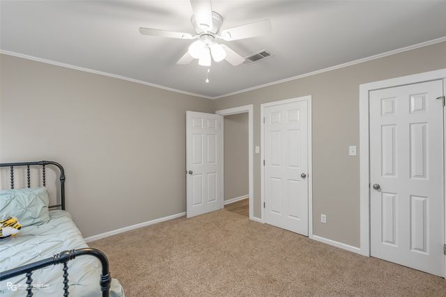 437 Caplis Sligo Road, Bossier City, LA 71112