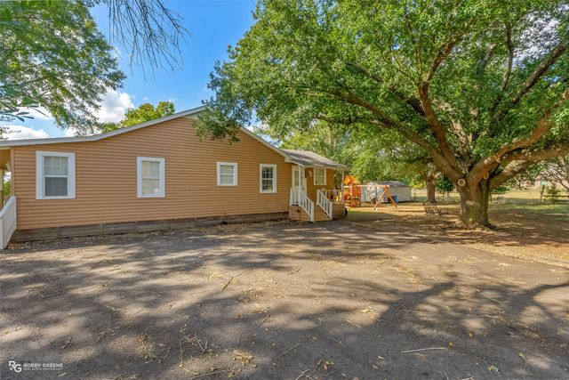 437 Caplis Sligo Road, Bossier City, LA 71112