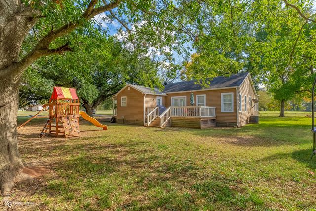 437 Caplis Sligo Road, Bossier City, LA 71112