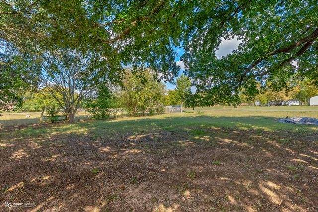 437 Caplis Sligo Road, Bossier City, LA 71112