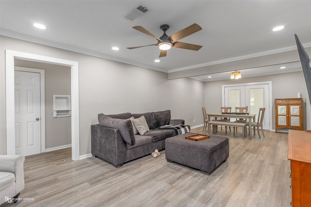 437 Caplis Sligo Road, Bossier City, LA 71112