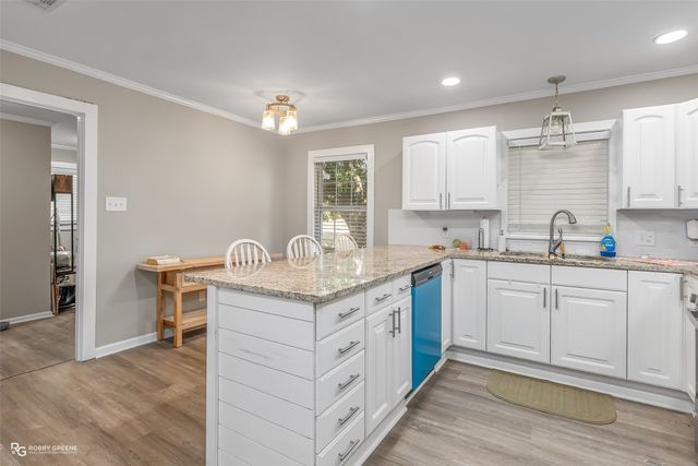 437 Caplis Sligo Road, Bossier City, LA 71112