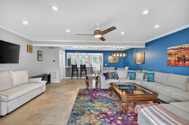 732 Rider Road, Boynton Beach, FL 33435