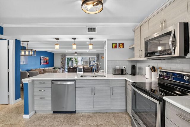 732 Rider Road, Boynton Beach, FL 33435
