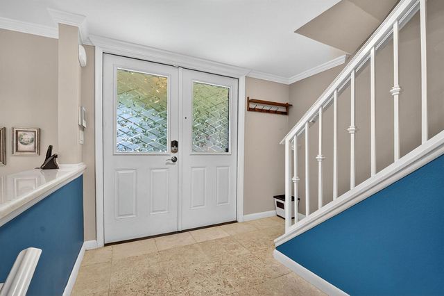 732 Rider Road, Boynton Beach, FL 33435