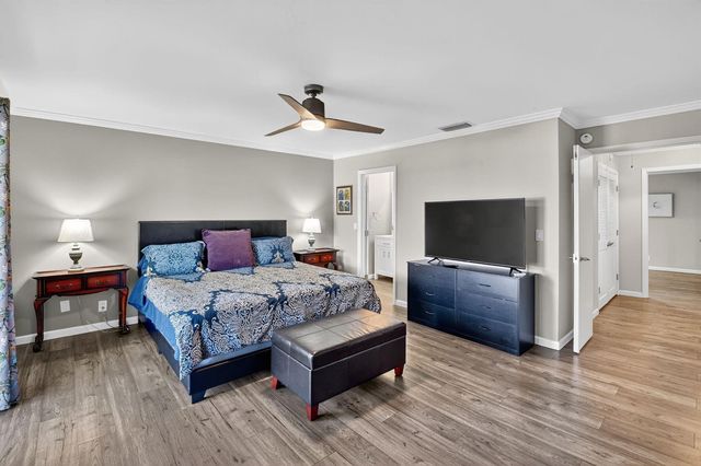 732 Rider Road, Boynton Beach, FL 33435