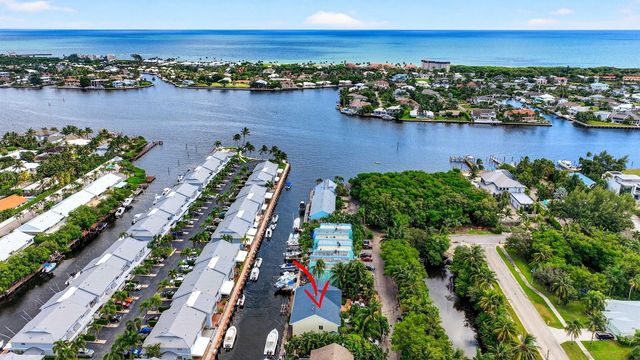 732 Rider Road, Boynton Beach, FL 33435