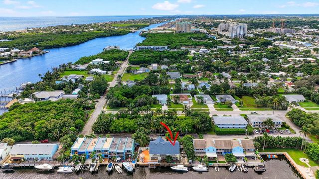 732 Rider Road, Boynton Beach, FL 33435