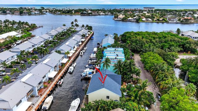732 Rider Road, Boynton Beach, FL 33435