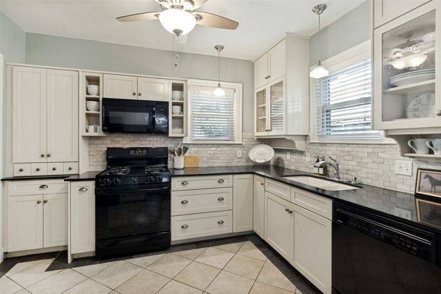 5818 Vickery Boulevard, Dallas, TX 75206