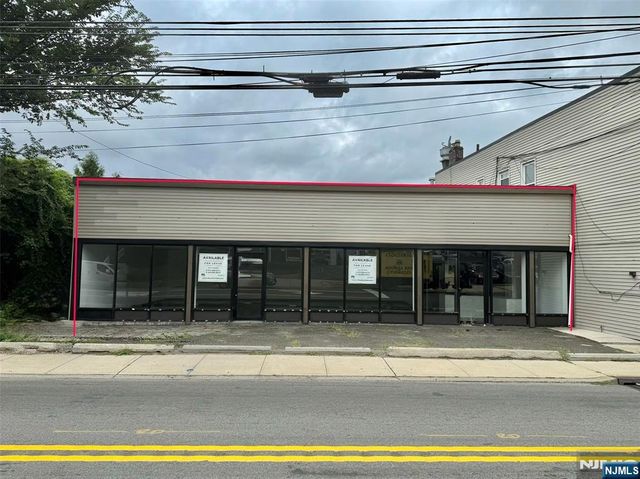 340 Grand Avenue, Leonia, NJ 07605