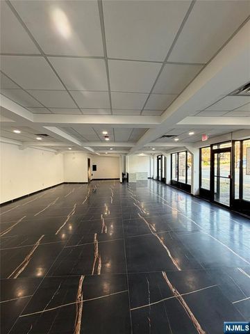 340 Grand Avenue, Leonia, NJ 07605