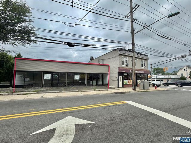340 Grand Avenue, Leonia, NJ 07605