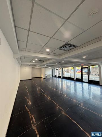 340 Grand Avenue, Leonia, NJ 07605