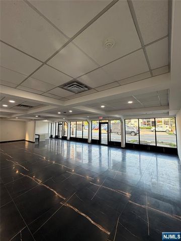 340 Grand Avenue, Leonia, NJ 07605