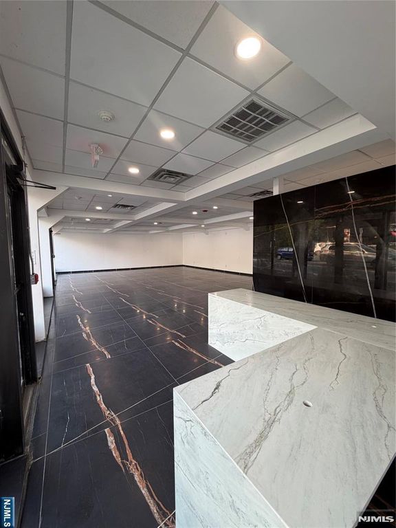 340 Grand Avenue, Leonia, NJ 07605