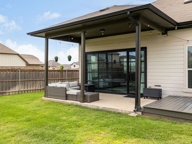 453 Arrowhead Vine ST, Leander, TX 78641