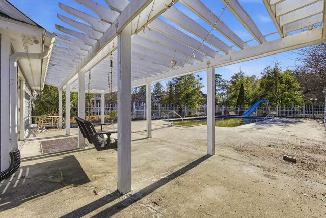 485 Carolina Dr., Loris, SC 29569