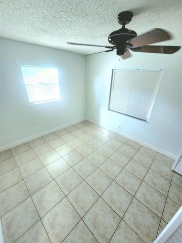 19323 Carolina Circle, Boca Raton, FL 33434