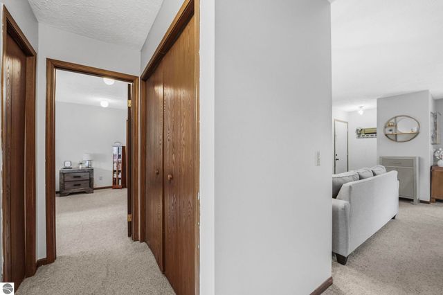 3906 Sherwood Forest Drive # 19, Traverse City, MI 49686