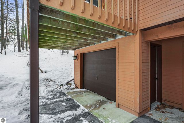 3906 Sherwood Forest Drive # 19, Traverse City, MI 49686