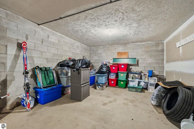 3906 Sherwood Forest Drive # 19, Traverse City, MI 49686