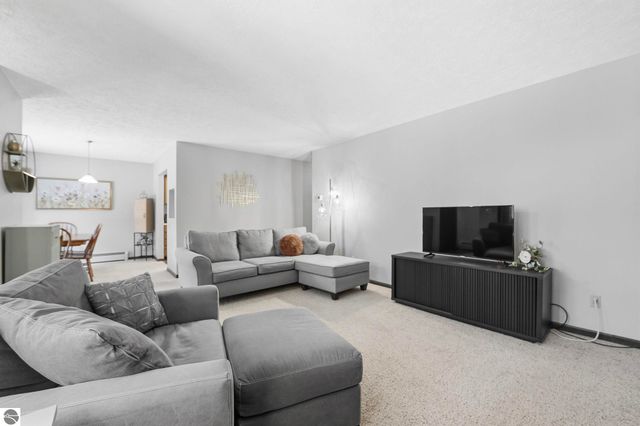 3906 Sherwood Forest Drive # 19, Traverse City, MI 49686