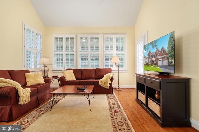 5655 SHOAL CREEK DR, Haymarket, VA 20169