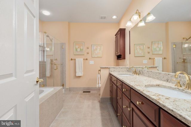 5655 SHOAL CREEK DR, Haymarket, VA 20169