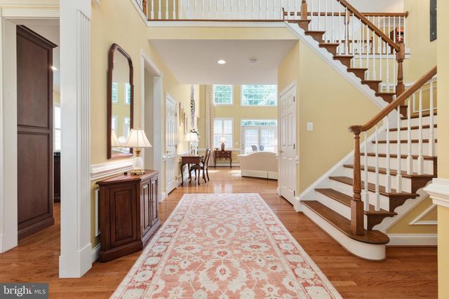 5655 SHOAL CREEK DR, Haymarket, VA 20169