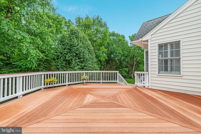 5655 SHOAL CREEK DR, Haymarket, VA 20169