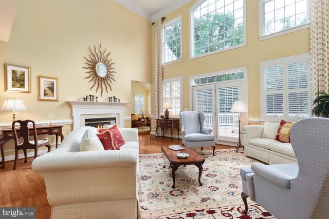 5655 SHOAL CREEK DR, Haymarket, VA 20169