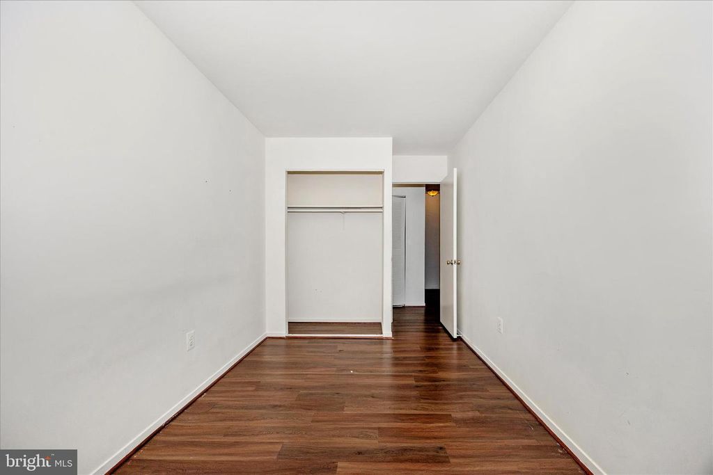 Image 25 of property listing at 9913 FOREST VIEW PL, Montgomery Village, MD 20886