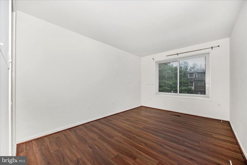 Image 26 of property listing at 9913 FOREST VIEW PL, Montgomery Village, MD 20886