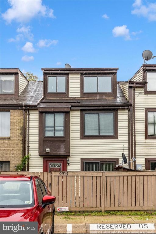 Image 47 of property listing at 9913 FOREST VIEW PL, Montgomery Village, MD 20886