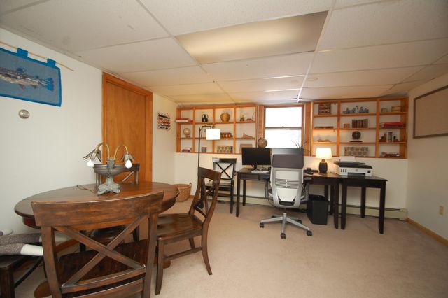 8 Teaberry Lane, Bedford, NH 03110