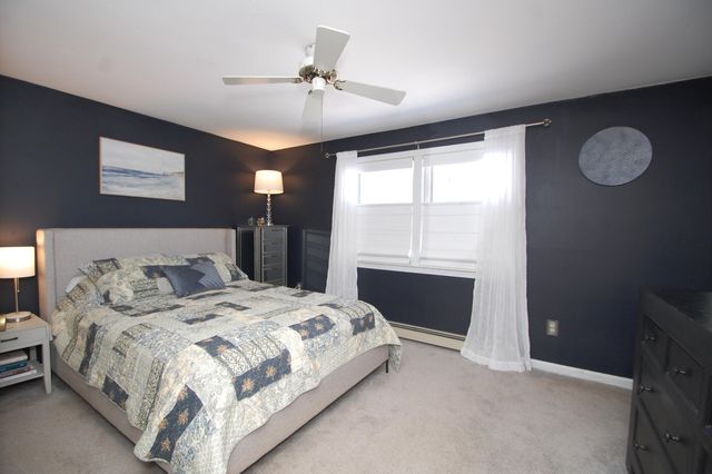 8 Teaberry Lane, Bedford, NH 03110