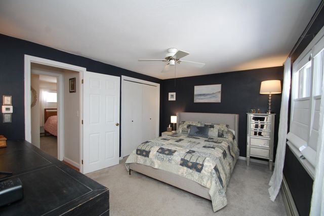 8 Teaberry Lane, Bedford, NH 03110