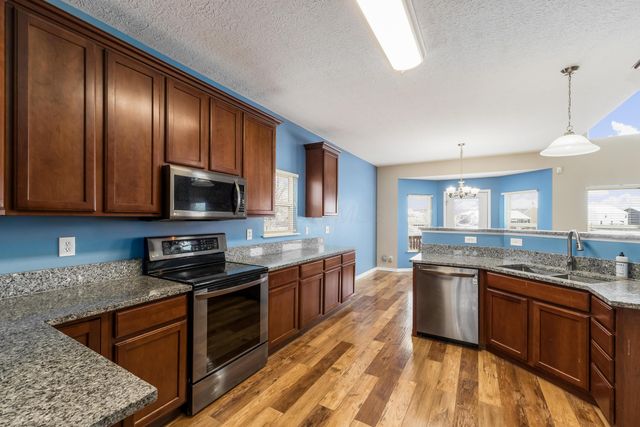 173 Mannaseh Drive E, Granville, OH 43023