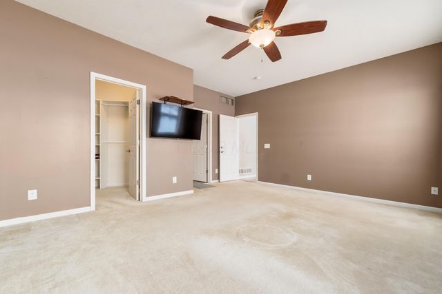 173 Mannaseh Drive E, Granville, OH 43023