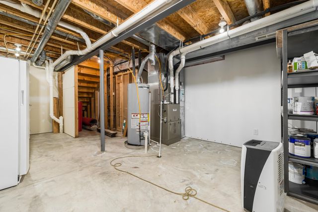 173 Mannaseh Drive E, Granville, OH 43023