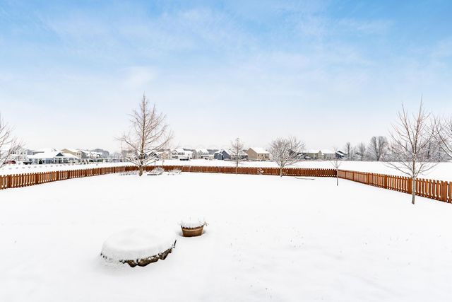 173 Mannaseh Drive E, Granville, OH 43023