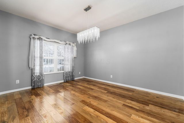 173 Mannaseh Drive E, Granville, OH 43023