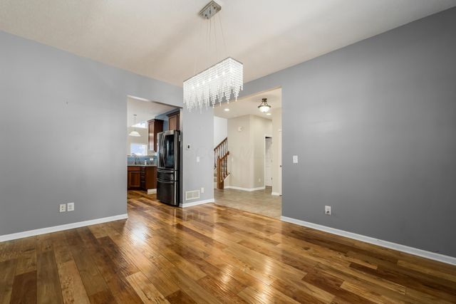 173 Mannaseh Drive E, Granville, OH 43023