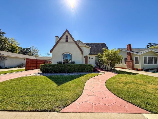 624 E Vassar Avenue, Fresno, CA 93704