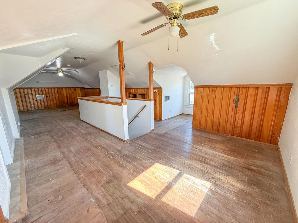 Image 17 of property listing at 624 E Vassar Avenue, Fresno, CA 93704