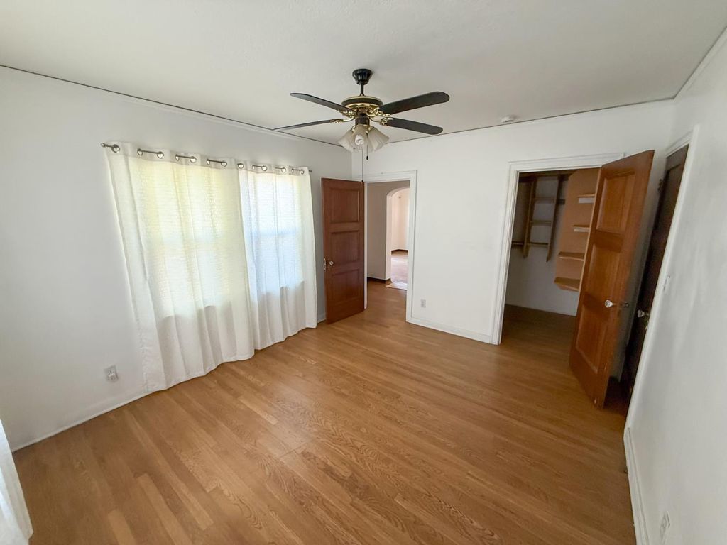 Image 21 of property listing at 624 E Vassar Avenue, Fresno, CA 93704