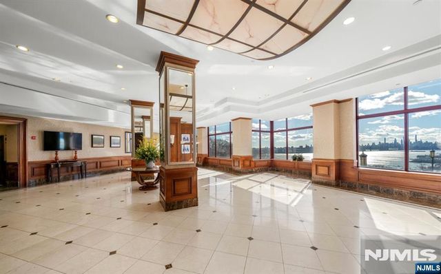 100 Old Palisade Road 1813, Fort Lee, NJ 07024